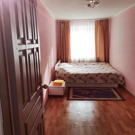 2 Комн Квартира В Центре По Пушкина Kostanay Extérieur photo
