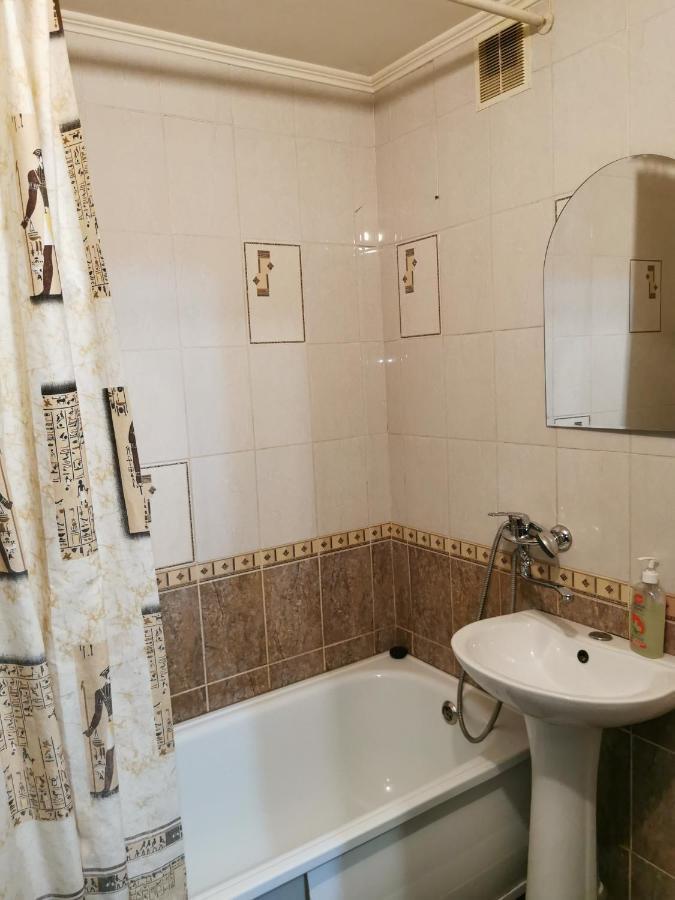 2 Комн Квартира В Центре По Пушкина Kostanay Extérieur photo